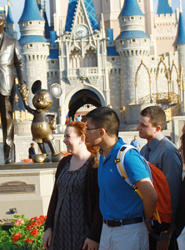 10 ways to save money in Disney world trip